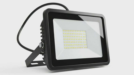 proyector-led-exterior-30w-de-area-con-50w-de-potencia